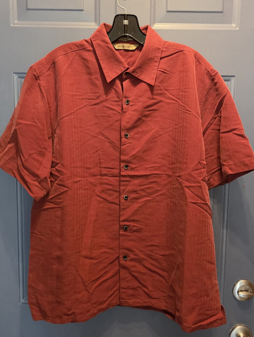 Axist Men's Large Red Short-Sleeve Casual Button-Down Shirt